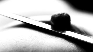 Ursula Bedena nude - L'etrange couleur des larmes de ton corps (2013) BDSM thriller scene