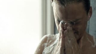 Amalie Lindegard nude - Nyforelsket (2017)