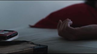 Anaïs Schwinn nude - Je suis xx nee en Y (2020)