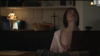 Chloe Lambert nude - Un homme ordinaire (2020) (Season 1, Episode 3)