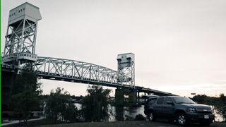 Ellen Hollman car sex scene - Six  (2017)  (Season 1, Episode 3)