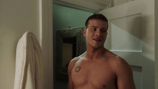 Jennifer Love Hewitt nude - 9-1-1 (2018)  (Season 2, Episode 1)