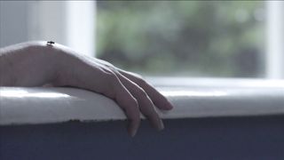 Jowita Budnik naked - Ptaki spiewaja w Kigali (2017)