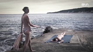 Joyce Bibring, Alexia Barlier nude - Noces Rouges (2018)  (Season 1, Episode 3)