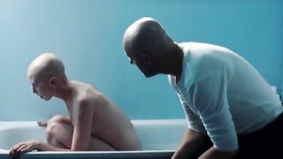 Justyna Wasilewska naked - Serce milosci (2017)