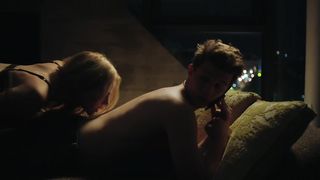 Lili Epply hot - Schnell ermittelt (2017)  (Season 5, Episode 4)