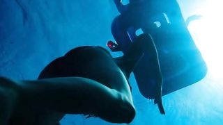 Mandy Moore hot ⭐ In the Deep (2016)