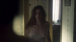 Marina Salas sexy- Hache  (2019) (Season 1, Episode 5)