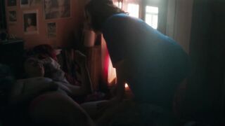 Mercedes Moran, Laila Maltz nude - Familia sumergida (2018)