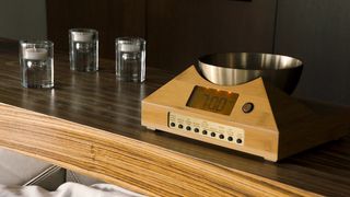 Sara Ryan sexy - Get Shorty (2017) (Season 1, Episode 10)