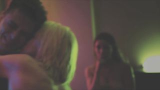 Silvia Varon, Ximena Rodriguez sexy - Entre paredes (2017) Trailer