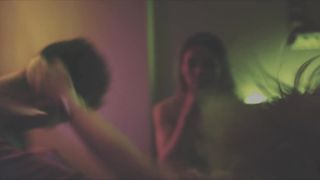 Silvia Varon, Ximena Rodriguez sexy - Entre paredes (2017) Trailer