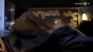 Amrei Haardt nude - Einstein (2016) (Season 1, Episode 2)