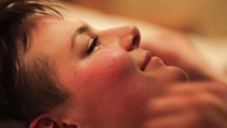 Daniele Pinto nude - How do you like my hair (2017)