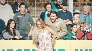 Eliane Iten, Simone Kern nude - Flitzer (2017)