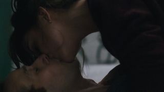 Flore Bonaventura nude - Je voudrais que quelqu'un m'attende quelque part (2019)