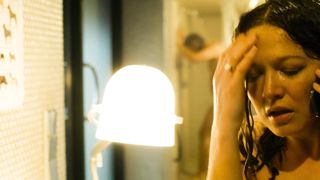 Hannah Herzsprung naked - Die Blumen von Gestern (2016)