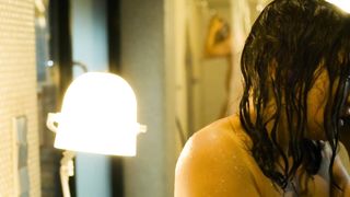 Hannah Herzsprung naked - Die Blumen von Gestern (2016)