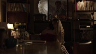 Jemima Kirke sexy - Girls (2016) (Season 5, Episode 4)