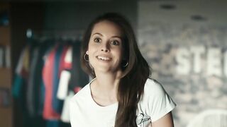 Josefine Voss nackte - Zwei im falschen Film (2017)