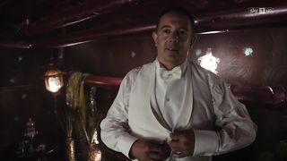 Liv Lisa Fries, Franziska Holitschke, Laura Kiehne - Babylon Berlin  (2017)