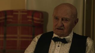 Martina Kratka nude - Jak basnici cekaji na zazrak (2016)