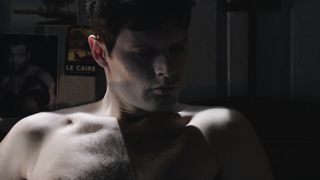 Mathilde Warnier nude - Au service de la France (2015) (Season 1, Episode 12)