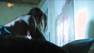 Natalia Belitski nude - Familie! (2016) (Season 1, Episode 2)