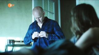 Natalia Belitski nude - Familie! (2016) (Season 1, Episode 2)