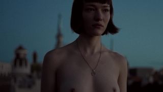 Nerea Revilla Merino nude - ORO (2017)