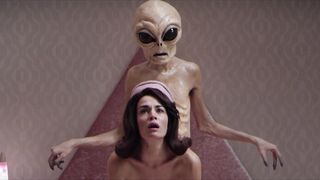 Sara Rivero naked - Lo siento mi amor (2018)