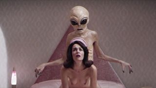 Sara Rivero naked - Lo siento mi amor (2018)