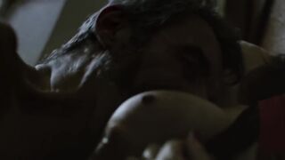 Carme Juan nude - El escarabajo al final de la calle (2018)