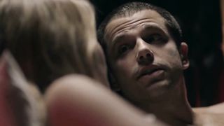 Karla Mandro sexy - Rio Heroes (2018) (Season 1, Episode 2)