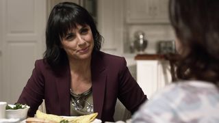 Alison Jaye hot - Shameless (2020) (Season10,Episode10)