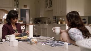 Alison Jaye hot - Shameless (2020) (Season10,Episode10)