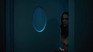 Lela Loren sexy - Altered Carbon (2020) (Season2,Episode8)