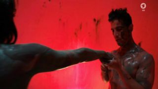 Michela Ferrazza hot - Der Urbino Krimi Die Tote im Palazzo (2016)