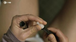 Petra Schmidt-Schaller nude - Ellas Entscheidung (2016)