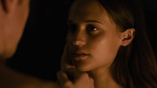 Alicia Vikander - Submergence (2018)