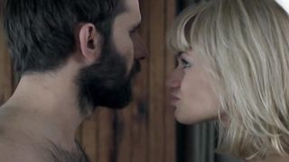 Emilia Komarnicka naked - 80 milionow (2011)