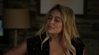 Hilary Duff hot- Younger  (2018) (Season4, Episode3)