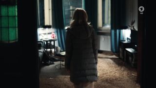 Lilly Menke nude - Tatort e1065 (2018)