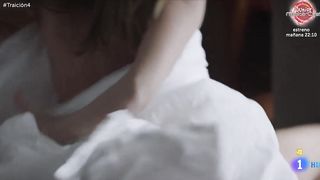 Manuela Velasco nude - Traicion s01e04 (2017)
