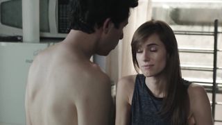Allison Williams sexy - Girls (2017) (Season6, Episode4)