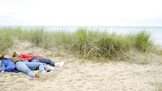 Cornelia Werner, Julia Zimth nackte - Der Frune Vogel Kann Uns Ma (2017)