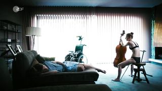 Josefine Preuss naked - Schuld (2017) (Season2, Episode3)