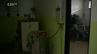 Julia Issa - Na kratko (2018)