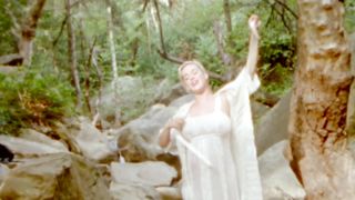 Katy Perry sexy - Daisies (2020)