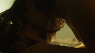 Mariya Kulik russian actress naked - Igra na vyzhivanie (2020)